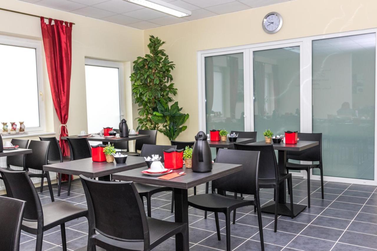 Messe Motel ラッツェン エクステリア 写真