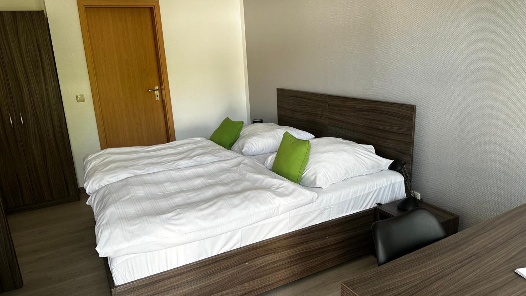 Messe Motel ラッツェン エクステリア 写真
